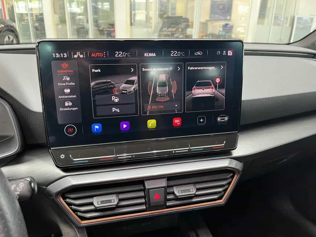 Cupra Leon Sportstourer VZ 2.0 TSI DSG Lenkrad heizbar 04/2024-photo-22