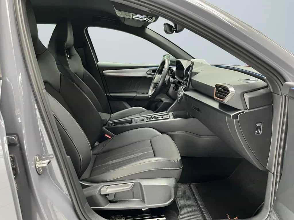 Cupra Leon Sportstourer VZ 2.0 TSI DSG Lenkrad heizbar 04/2024-photo-9