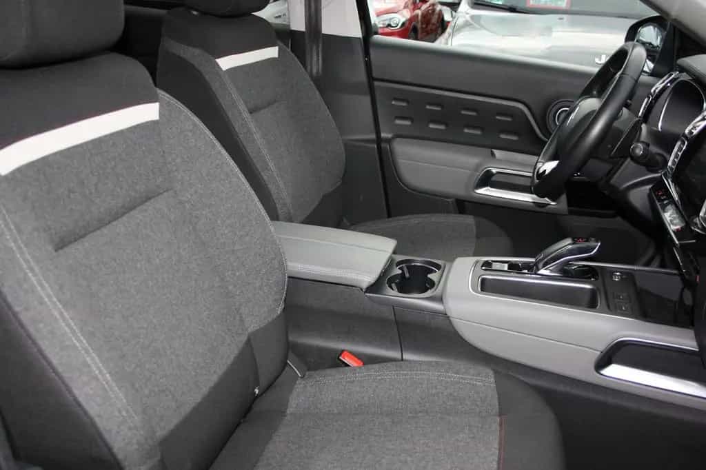 Citroën C5 Aircross 2.0Hdi FEEL Autom. Navi/Kam/Panorama 09/2020-photo-18