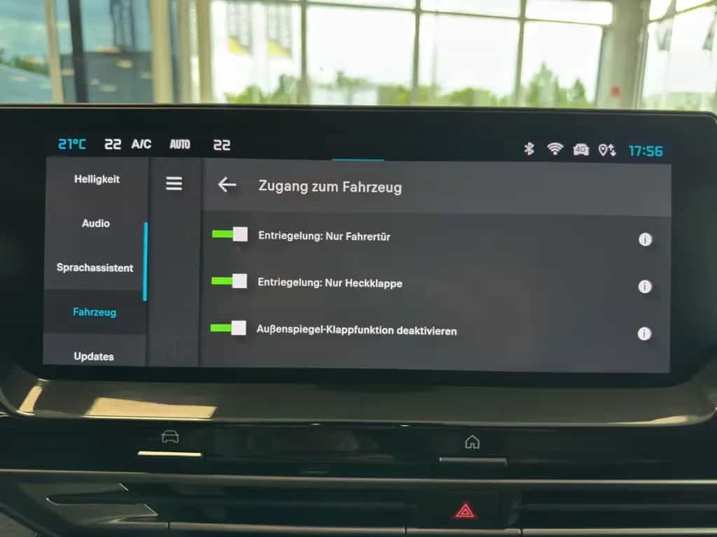 Citroën C5 X Plus 1.2 145 eDSC6 Hybrid PDC/RFK/SHZ/LED 05/2025-photo-17