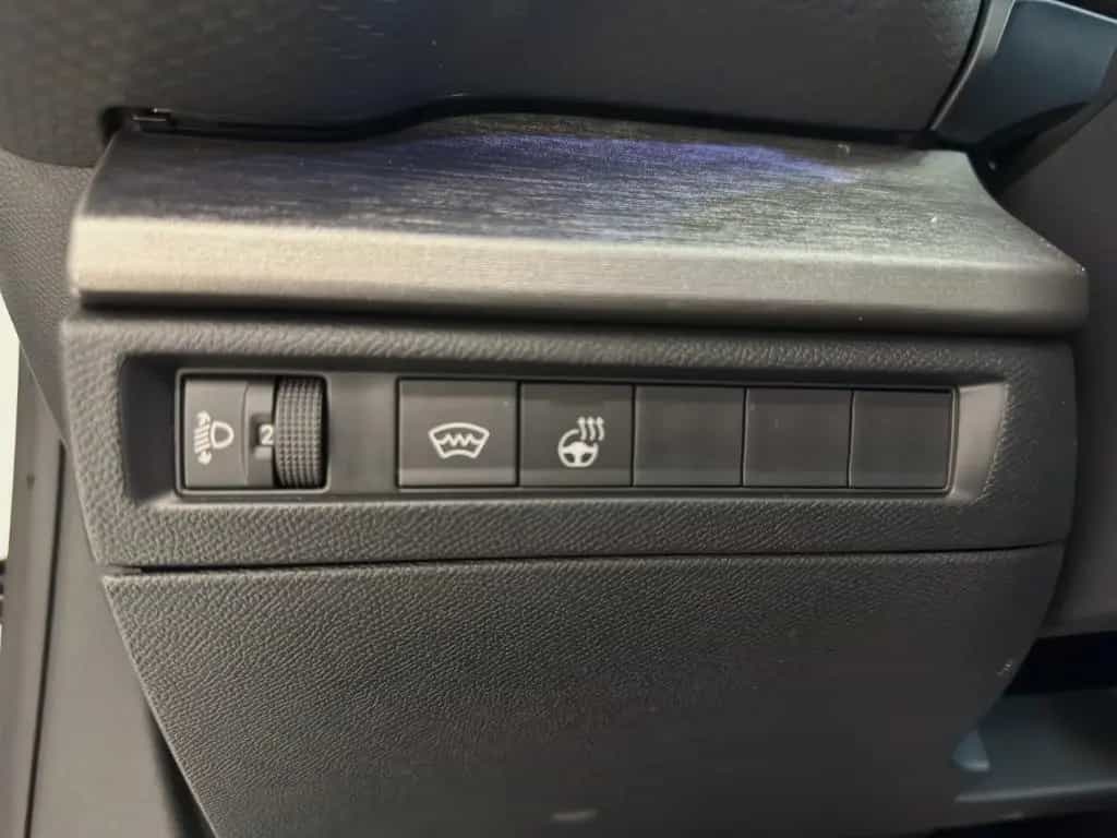 Citroën C5 X Plus 1.2 145 eDSC6 Hybrid PDC/RFK/SHZ/LED 05/2025-photo-19