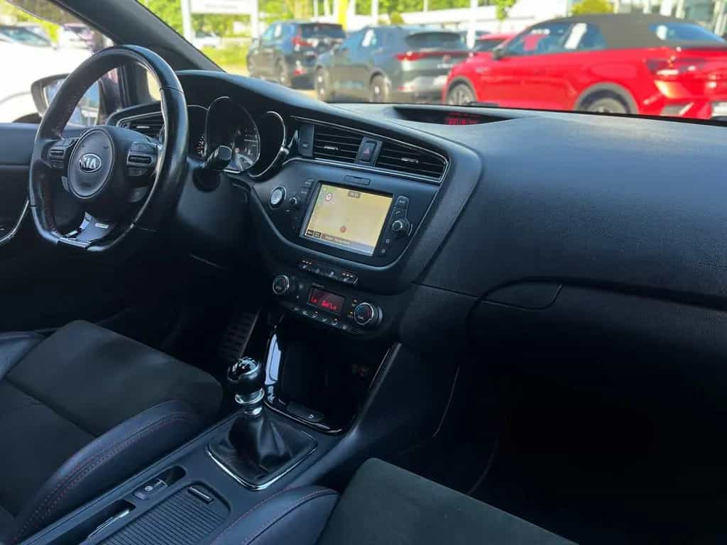 Kia cee'd / Ceed Ceed GT-Track RFK KLIMA XENON NAVI LKHZ SHZ 09/2017-photo-18