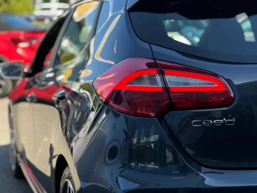 Kia cee'd / Ceed Ceed GT-Track RFK KLIMA XENON NAVI LKHZ SHZ 09/2017-photo-7