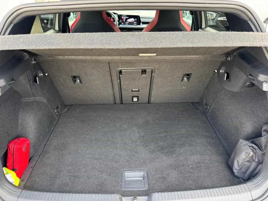 Volkswagen Golf VIII 2.0TSI Lim. GTI DSG*AMBIENTE*NAVI*DAB* 05/2021-photo-20