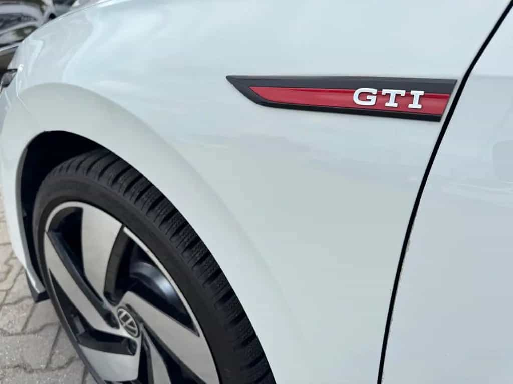 Volkswagen Golf VIII 2.0TSI Lim. GTI DSG*AMBIENTE*NAVI*DAB* 05/2021-photo-9