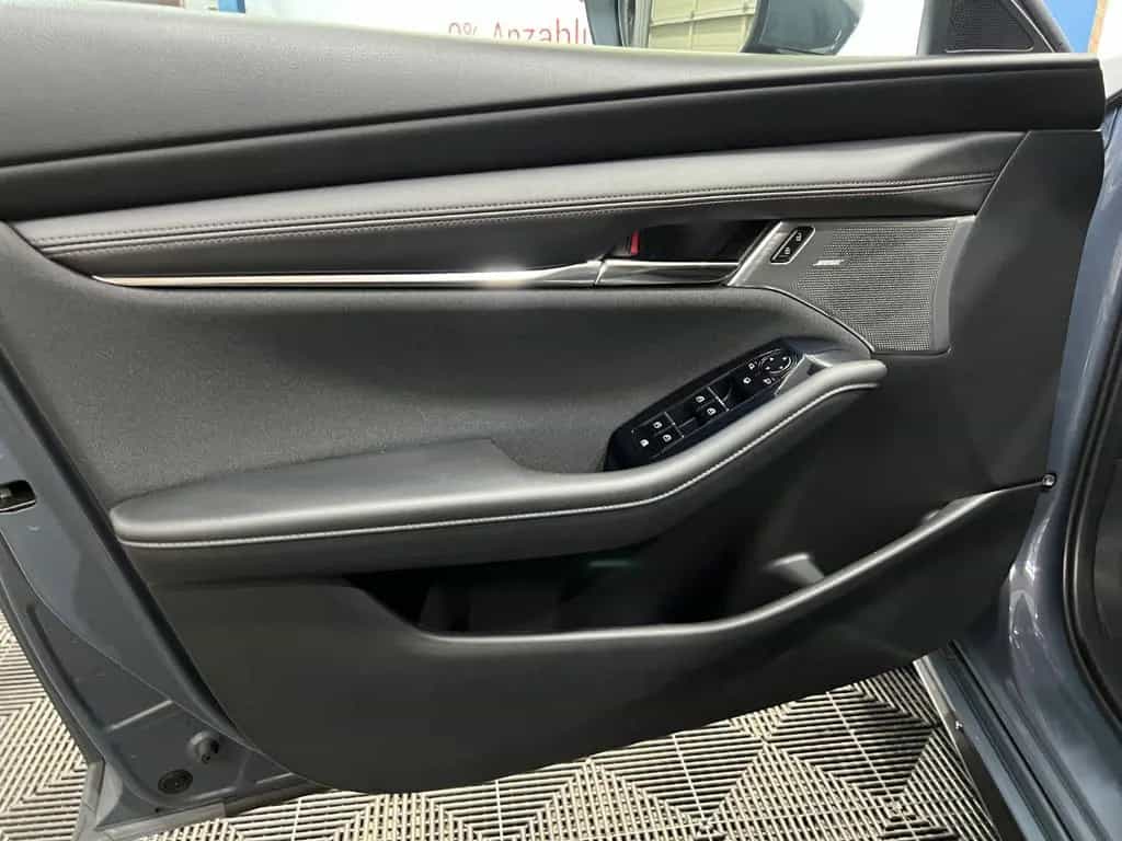 Mazda 3 Selection *HeadUp *RFK *Bose 09/2020-photo-27