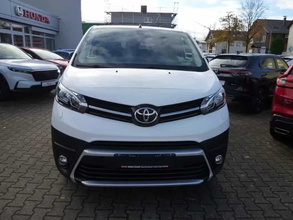 Toyota Proace (Verso) Proace D-4D 1,5-l-L1 Meister 07/2021-photo-0