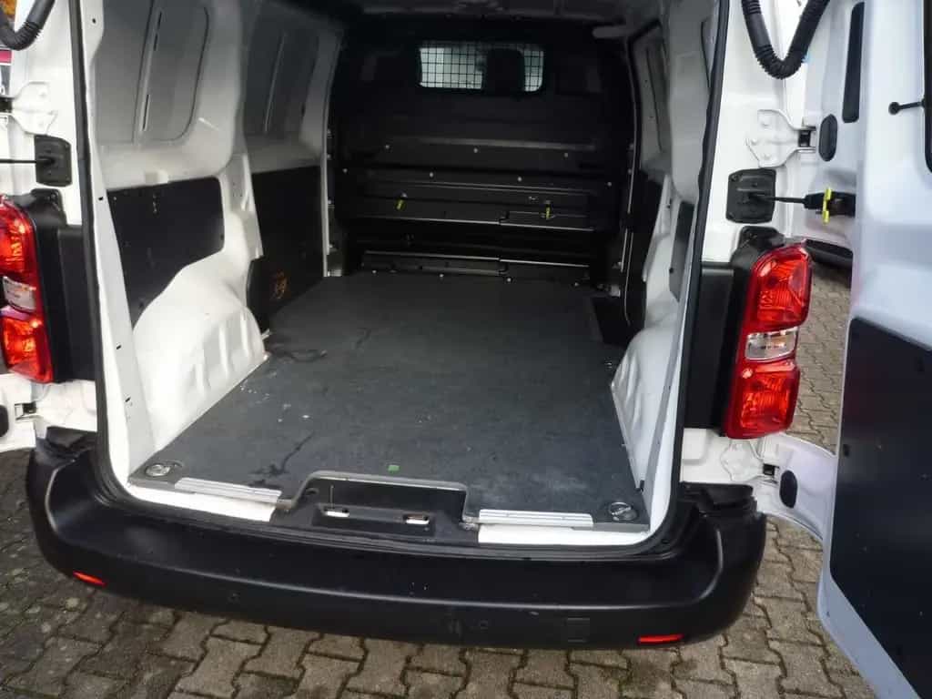 Toyota Proace (Verso) Proace D-4D 1,5-l-L1 Meister 07/2021-photo-10