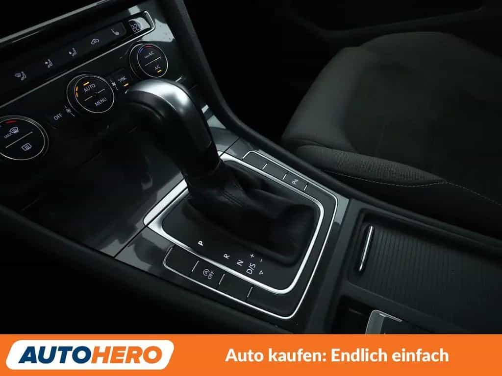 Volkswagen Golf VII 1.5 TSI ACT Comfortline BMT Aut.*NAVI* 10/2019-photo-23