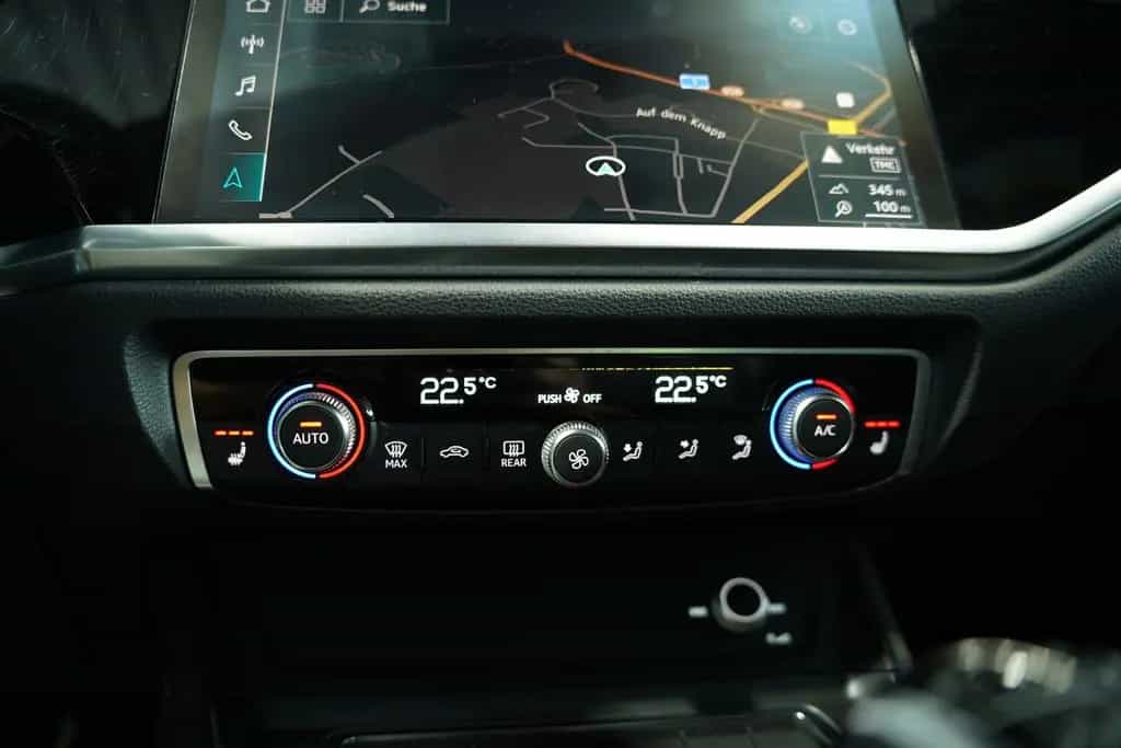 Audi Q3 35 TDI q S Line 1H *GSD *Kamera *Virtual *LED 02/2020-photo-33