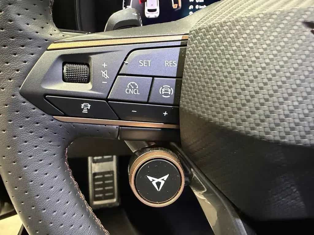 Cupra Leon 1.5eTSI DSG Assist XL Navi Voll-LED 04/2025-photo-10