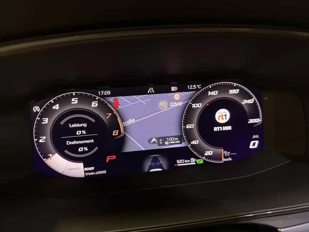 Cupra Leon 1.5eTSI DSG Assist XL Navi Voll-LED 04/2025-photo-12