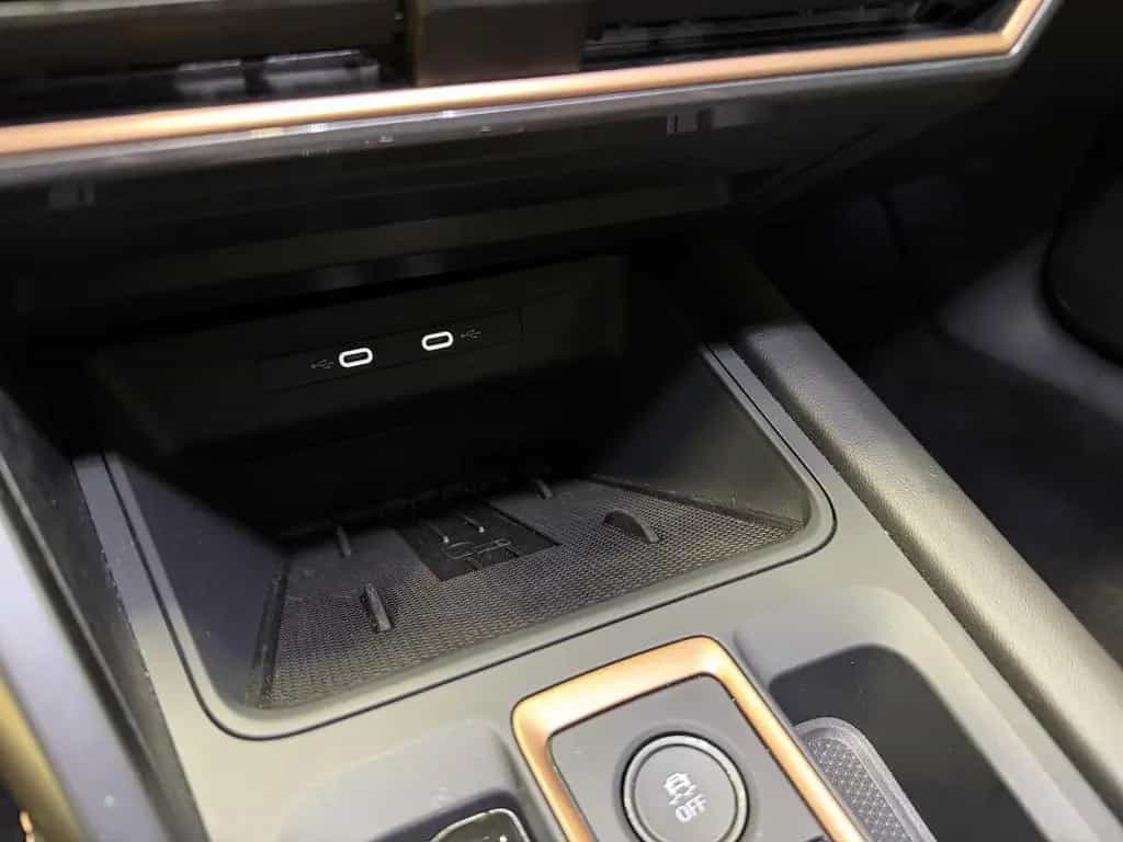 Cupra Leon 1.5eTSI DSG Assist XL Navi Voll-LED 04/2025-photo-13