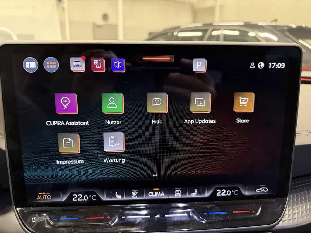 Cupra Leon 1.5eTSI DSG Assist XL Navi Voll-LED 04/2025-photo-16