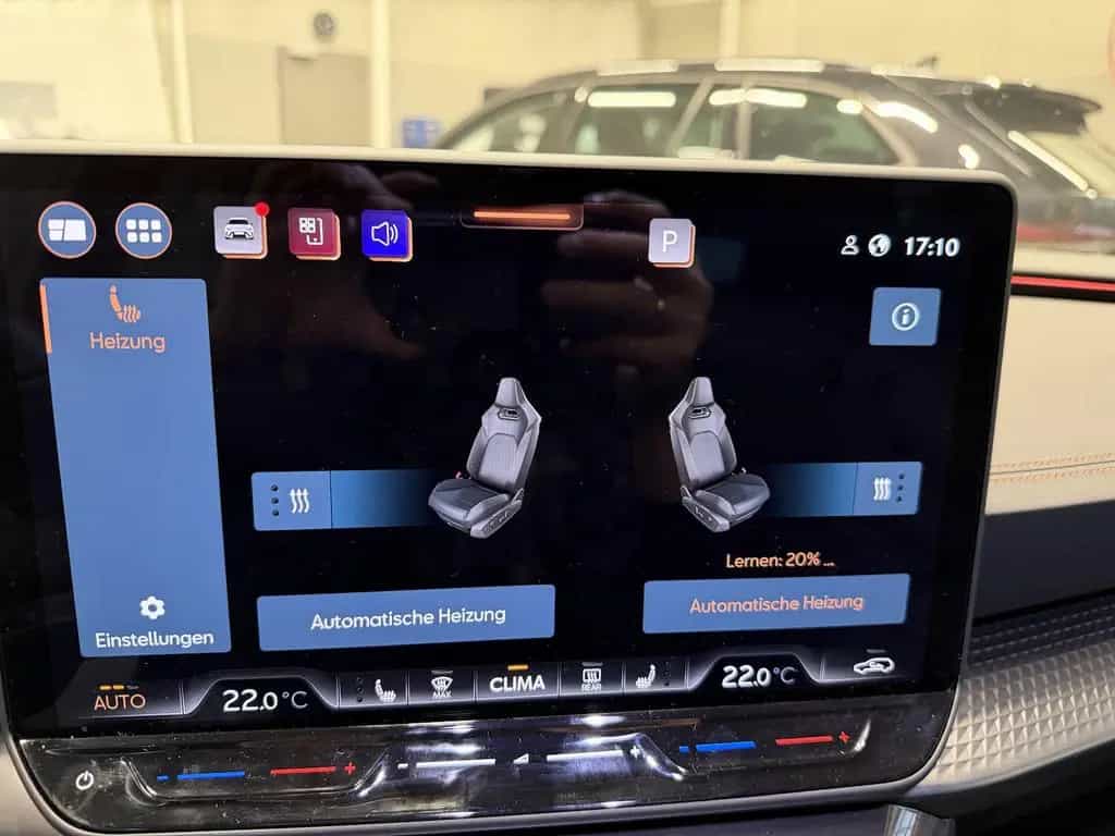 Cupra Leon 1.5eTSI DSG Assist XL Navi Voll-LED 04/2025-photo-23