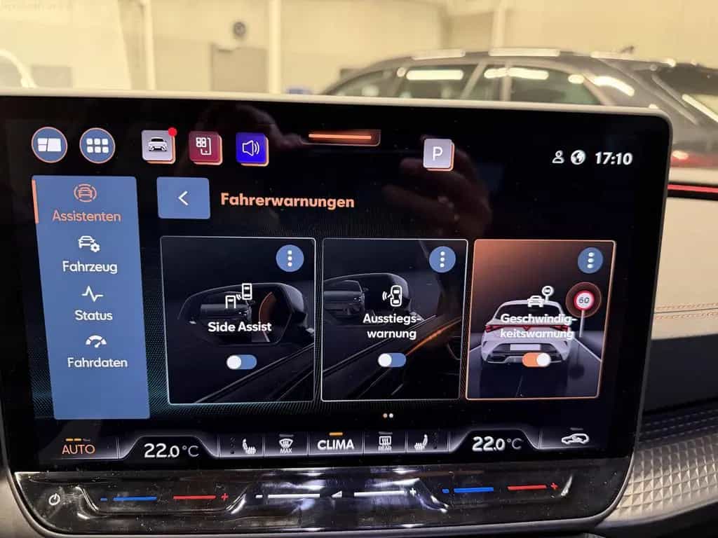 Cupra Leon 1.5eTSI DSG Assist XL Navi Voll-LED 04/2025-photo-27