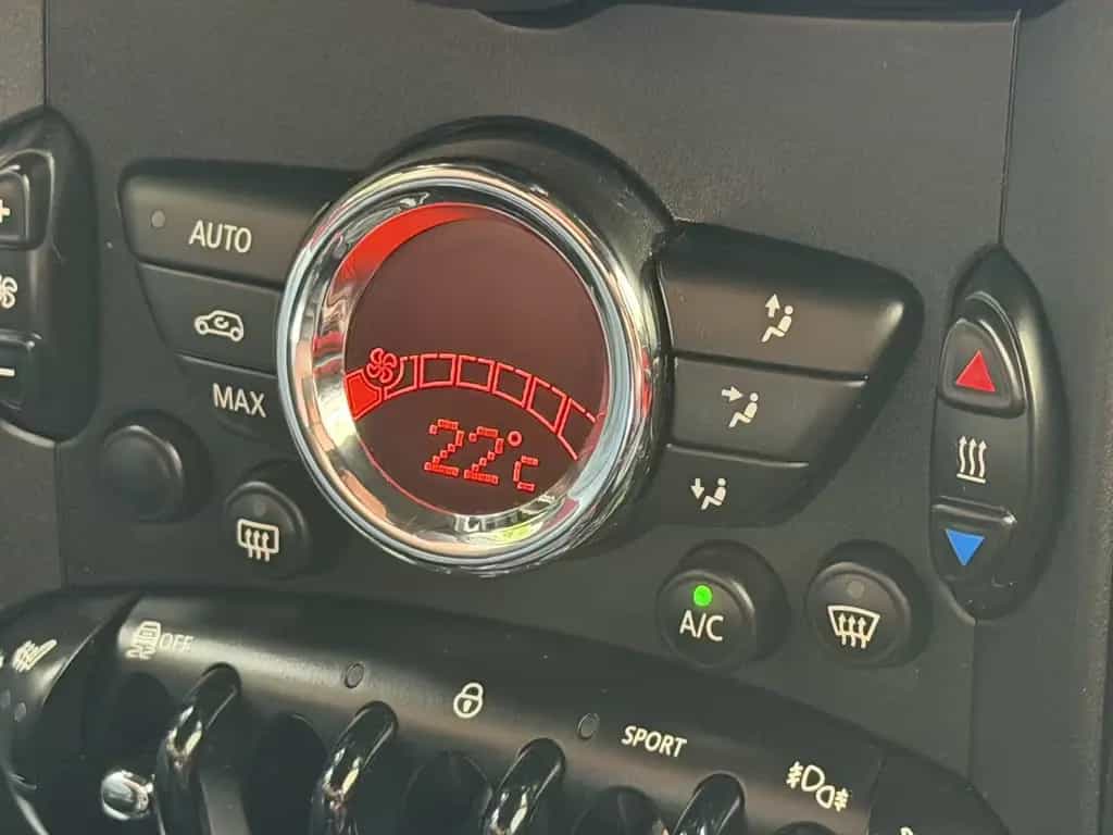 MINI John Cooper Works Countryman Countryman John Cooper Works Automatik 09/2015-photo-43