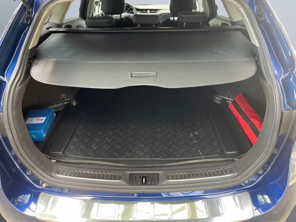 Toyota Avensis 1.8 TS Edition-S+ *Bi-LED*Navi*CAM*SHZ*D 09/2017-photo-17