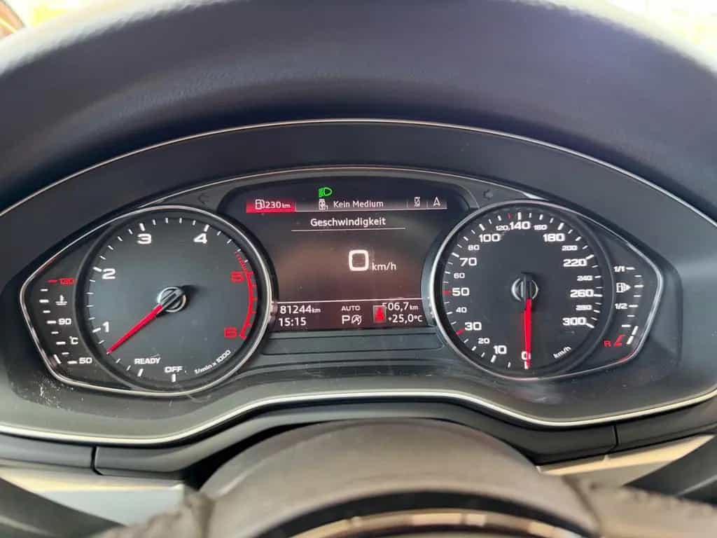 Audi A4 Lim. 45TDI quattro advanced LED DAB ACC LEDER 05/2020-photo-17