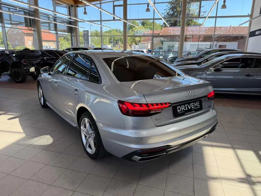 Audi A4 Lim. 45TDI quattro advanced LED DAB ACC LEDER 05/2020-photo-6