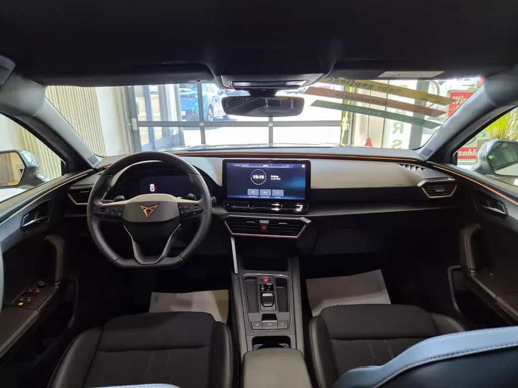 Cupra Leon Sportstourer / NAVI / KAMERA / T-LEDER 07/2023-photo-10