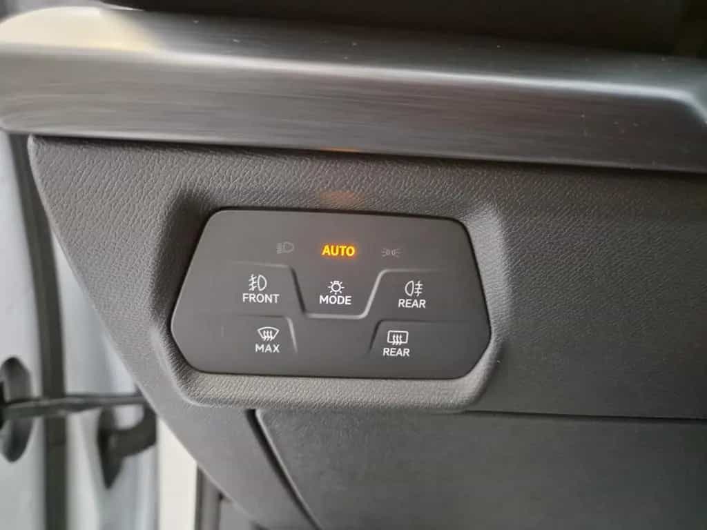 Cupra Leon Sportstourer / NAVI / KAMERA / T-LEDER 07/2023-photo-13