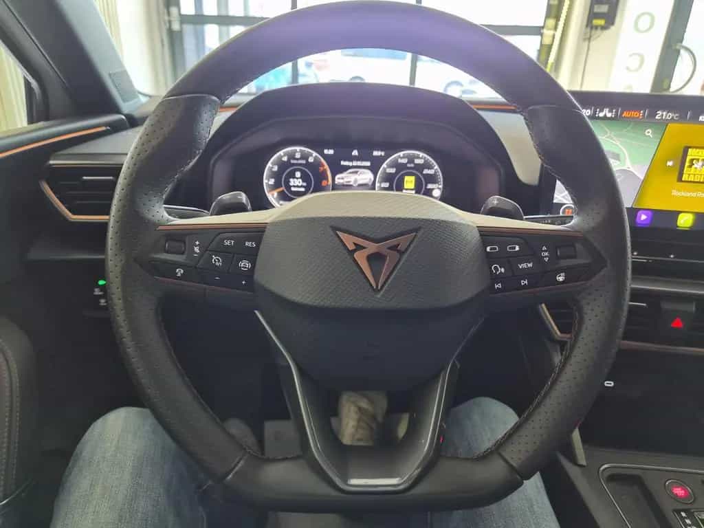 Cupra Leon Sportstourer / NAVI / KAMERA / T-LEDER 07/2023-photo-18
