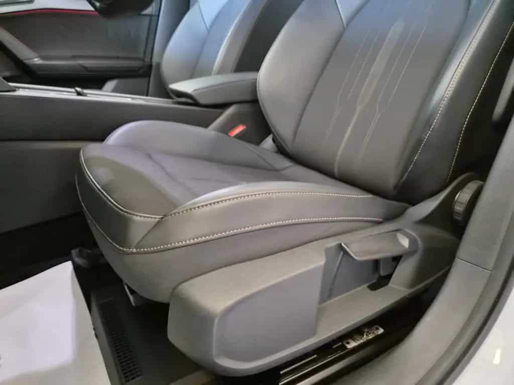 Cupra Leon Sportstourer / NAVI / KAMERA / T-LEDER 07/2023-photo-22