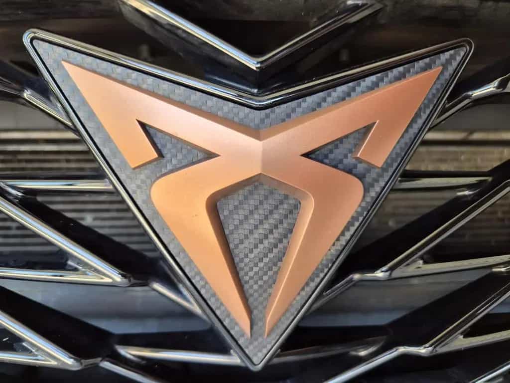 Cupra Leon Sportstourer / NAVI / KAMERA / T-LEDER 07/2023-photo-36