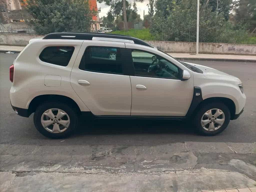 Dacia Duster 1.5 dCi 8V 110 CV 4x2 Comfort 02/2018-photo-4
