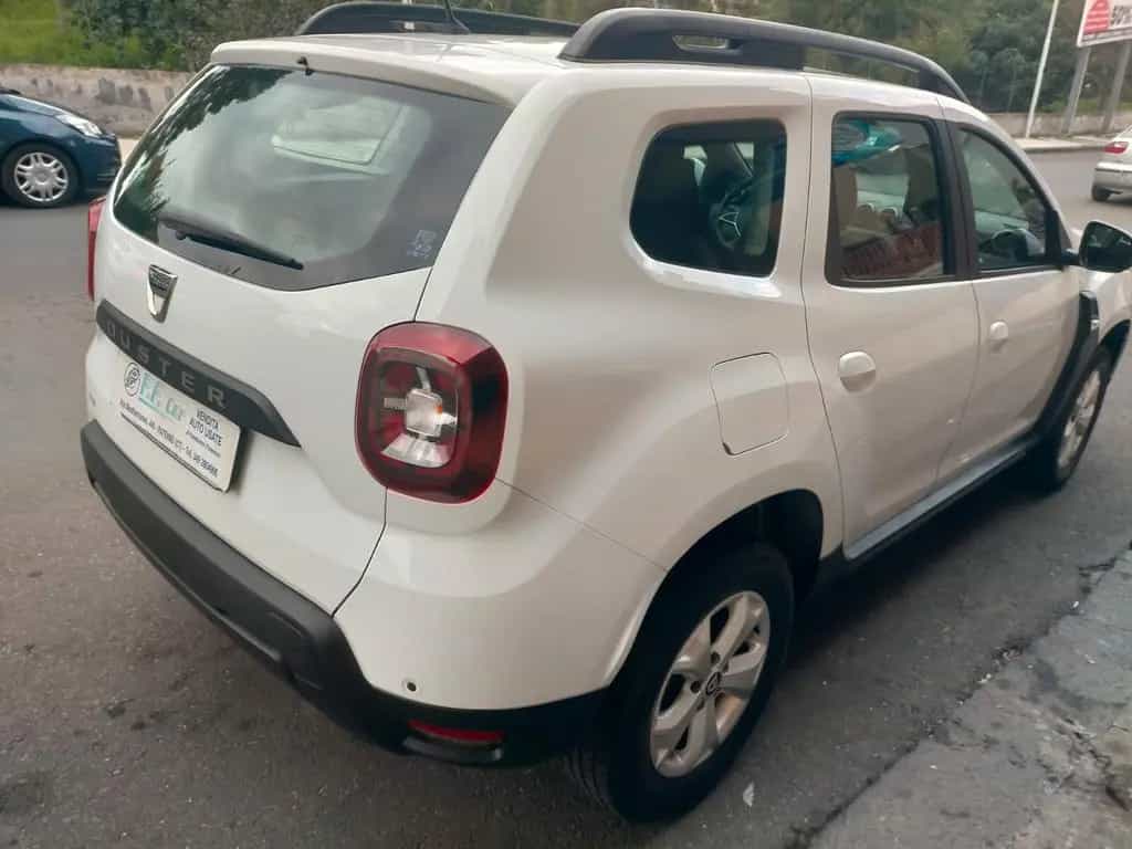 Dacia Duster 1.5 dCi 8V 110 CV 4x2 Comfort 02/2018-photo-5