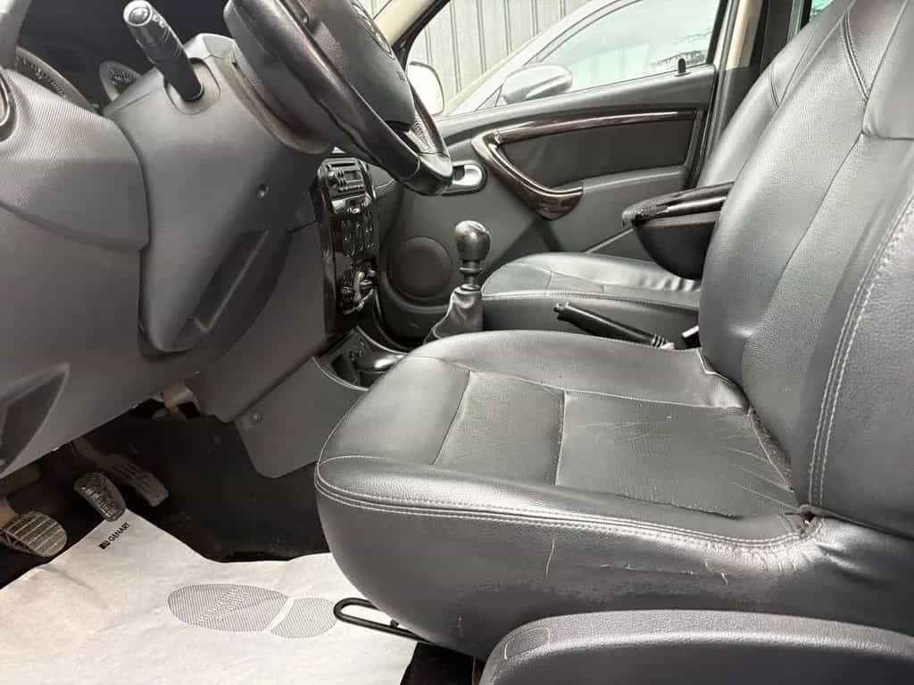 Dacia Duster 1.5 dCi 110CV 4x2 Lauréate 04/2012-photo-13