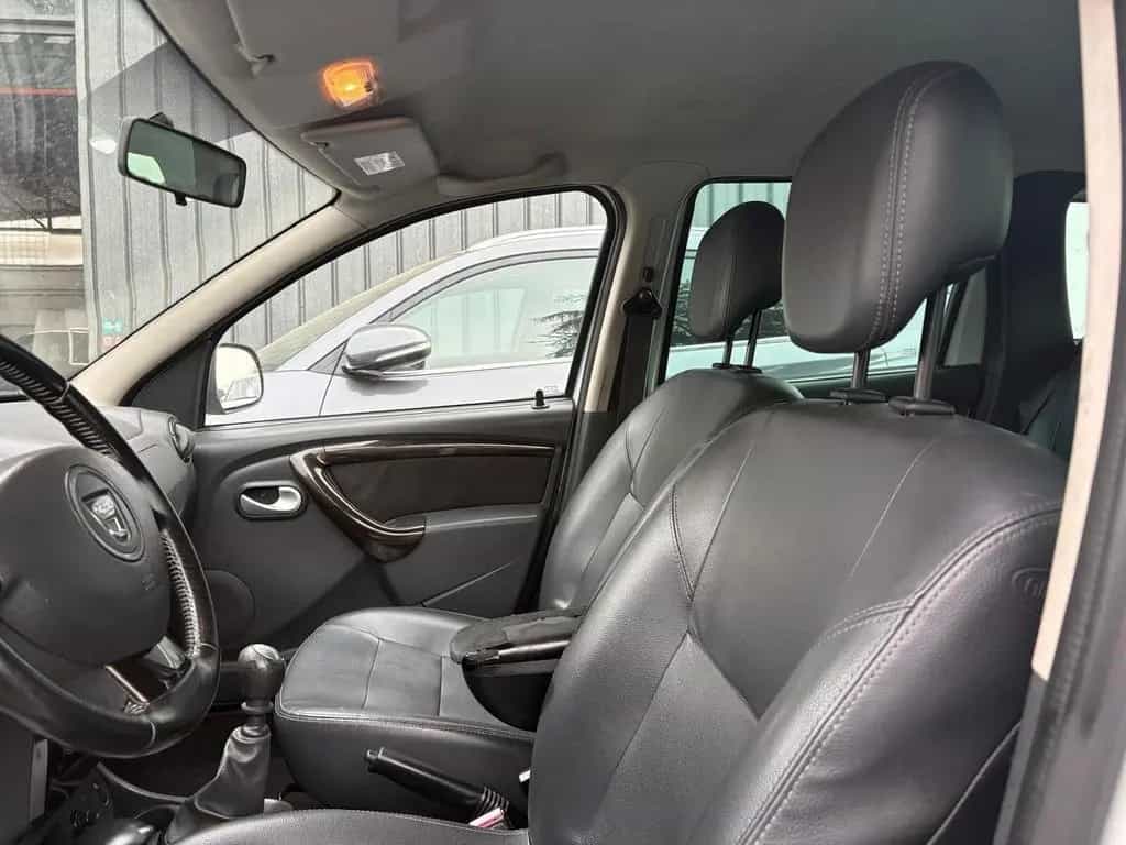 Dacia Duster 1.5 dCi 110CV 4x2 Lauréate 04/2012-photo-9
