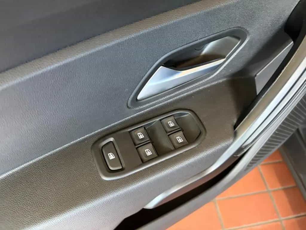 Dacia Duster II 1.6 SCe NAVI KAMERA ALLWETTER ALU TEMP 08/2019-photo-7