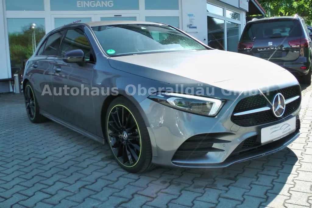 Mercedes-Benz A 220 Edition 1* Automat*AMG-Line*LED*Navi* 06/2019-photo-2