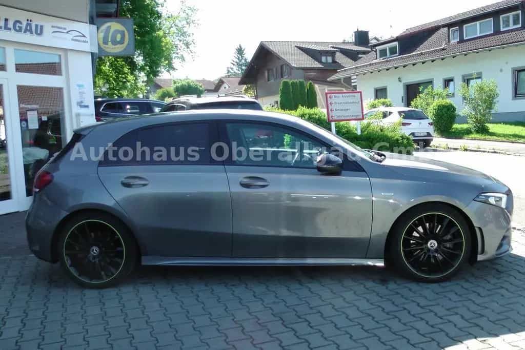 Mercedes-Benz A 220 Edition 1* Automat*AMG-Line*LED*Navi* 06/2019-photo-4