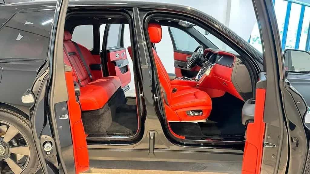 Rolls-Royce Cullinan - Sport Utility/HuD/LEDER/ 07/2021-photo-6