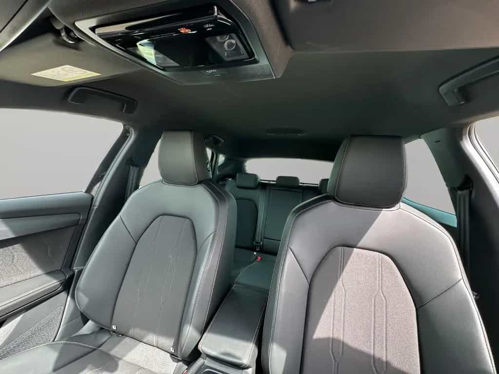Cupra Leon 1.5 eTSI ACC KEYLESS AMBIENTE 02/2025-photo-14