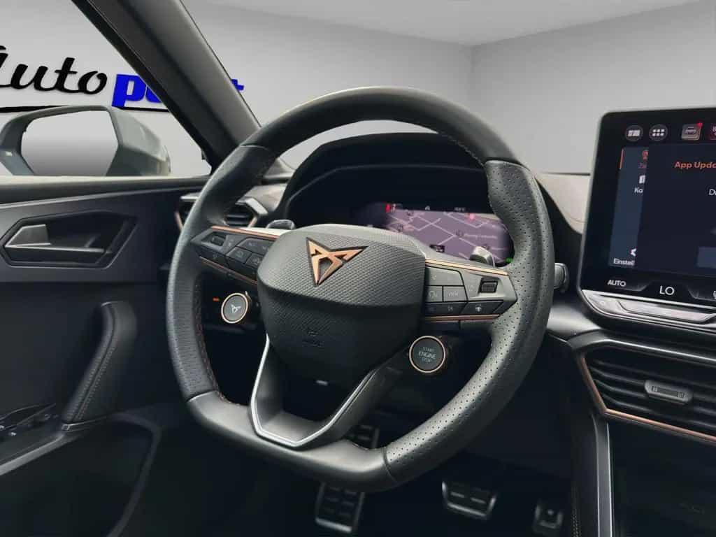 Cupra Leon 1.5 eTSI ACC KEYLESS AMBIENTE 02/2025-photo-15