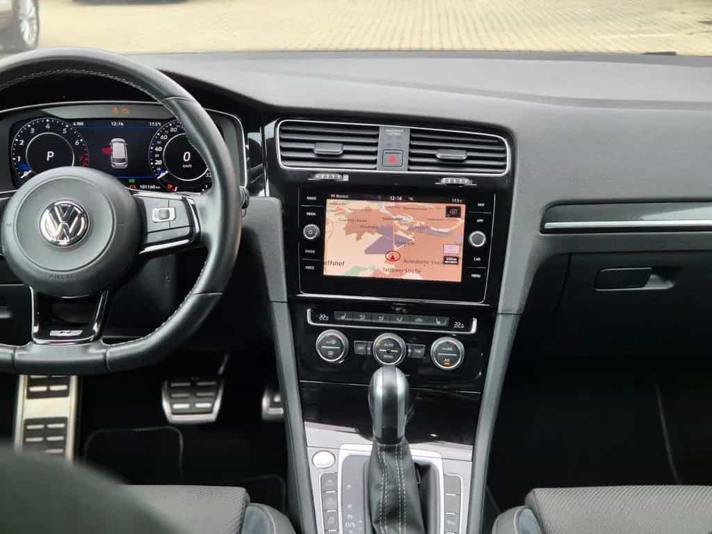 Volkswagen Golf R Variant BMT 4Motion Performance Paket 01/2020-photo-14