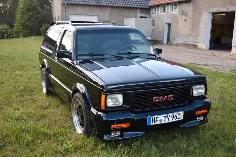 GMC Typhoon Collector Car 01/1993-photo-0