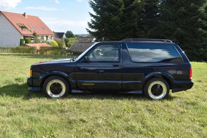 GMC Typhoon Collector Car 01/1993-photo-2