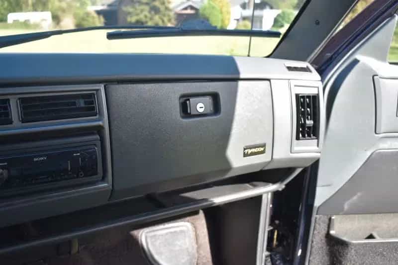 GMC Typhoon Collector Car 01/1993-photo-9