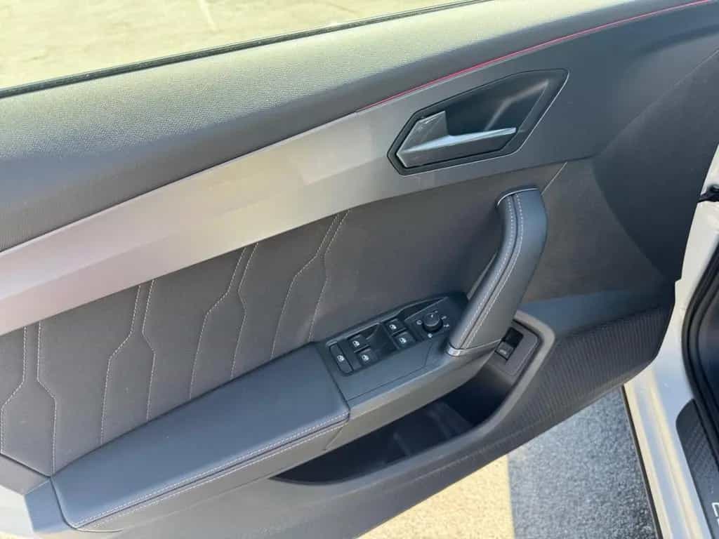 Cupra Formentor 1.5 eTSI DSG *LED*AHK*SHZ*el. Heck*360 03/2025-photo-22