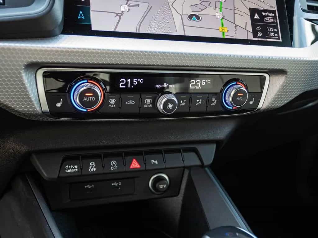 Audi A1 Sportback S line 40TFSI Stronic Navi LED GRA 03/2023-photo-13
