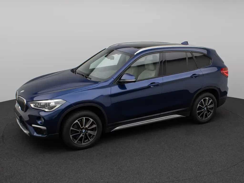 BMW X1 sD20i xLine Panorama HUD H/K AHK Leder Voll 07/2018-photo-11