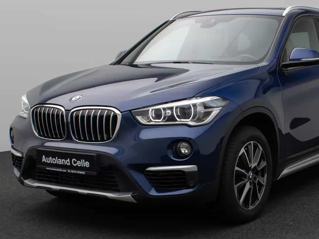 BMW X1 sD20i xLine Panorama HUD H/K AHK Leder Voll 07/2018-photo-14