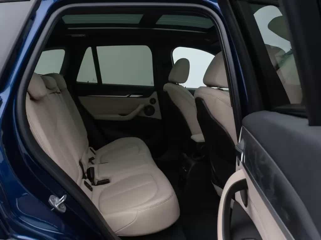 BMW X1 sD20i xLine Panorama HUD H/K AHK Leder Voll 07/2018-photo-25