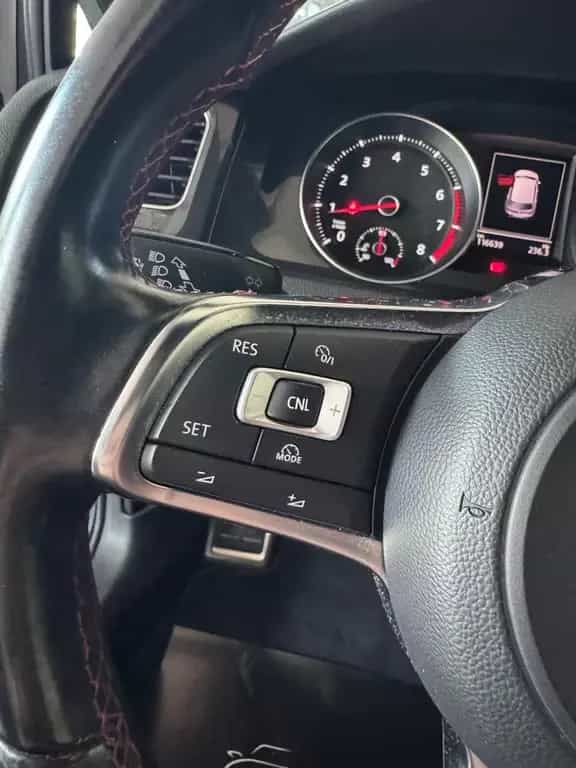 Volkswagen Golf VII Lim. GTI Performance 221 kW/Bi-Xenon 03/2015-photo-19