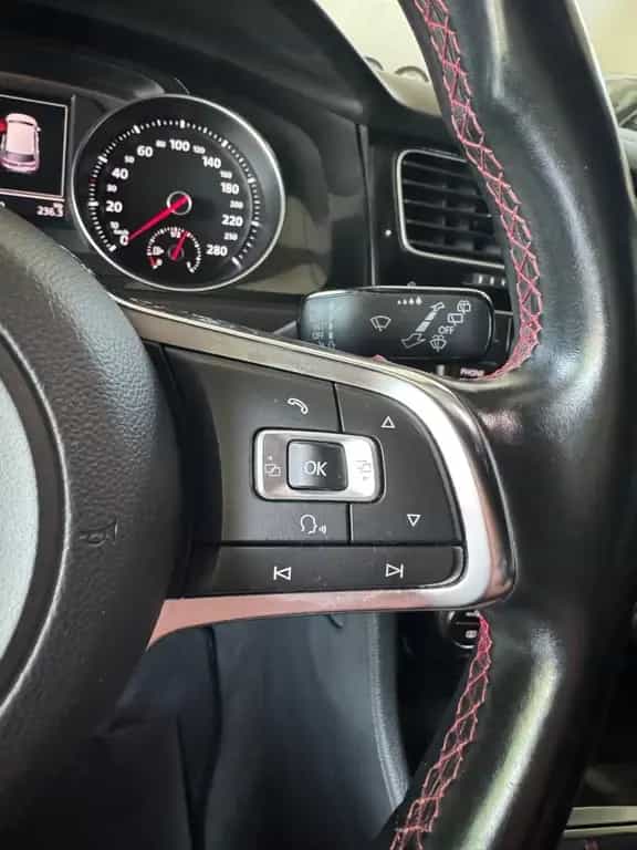 Volkswagen Golf VII Lim. GTI Performance 221 kW/Bi-Xenon 03/2015-photo-20